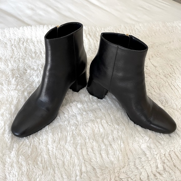 NEW! Michael Kors Black Leather Alane Flex Bootie (size 7) - Picture 6 of 9